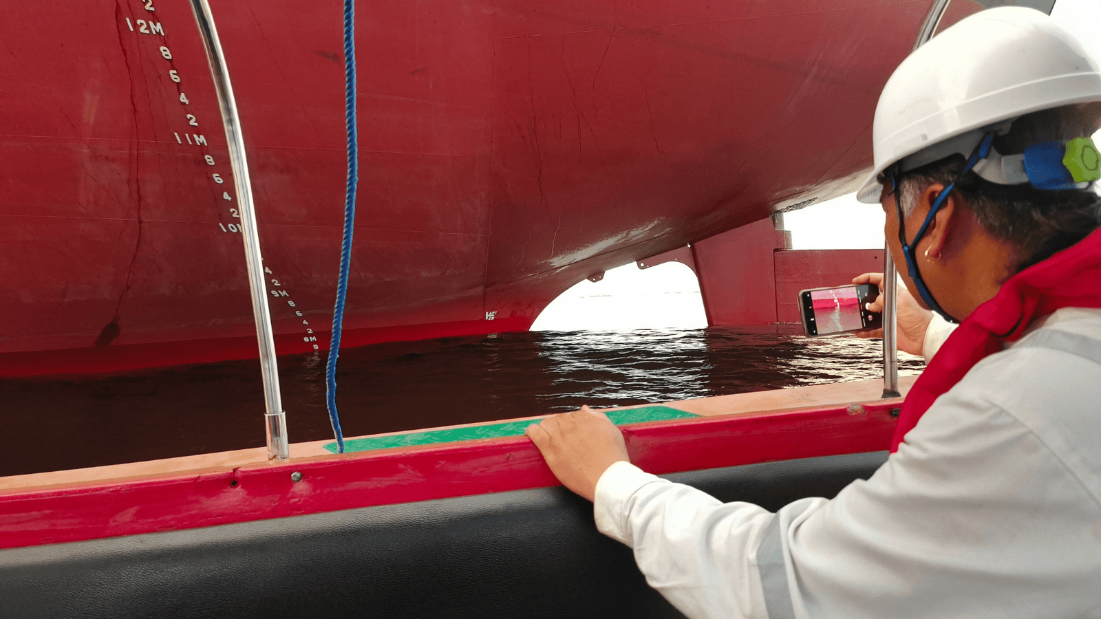 Weighing supervision and draft survey